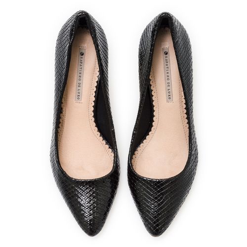scarpin preto verniz salto baixo