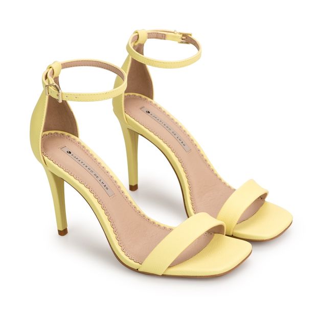 sandalia yellow