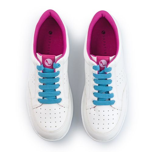 tenis azul celeste