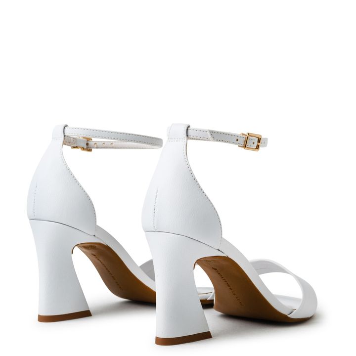 Sandalia-Branco-Nuvem-Salto-Virgula-Bico-Redondo-9950-01_2