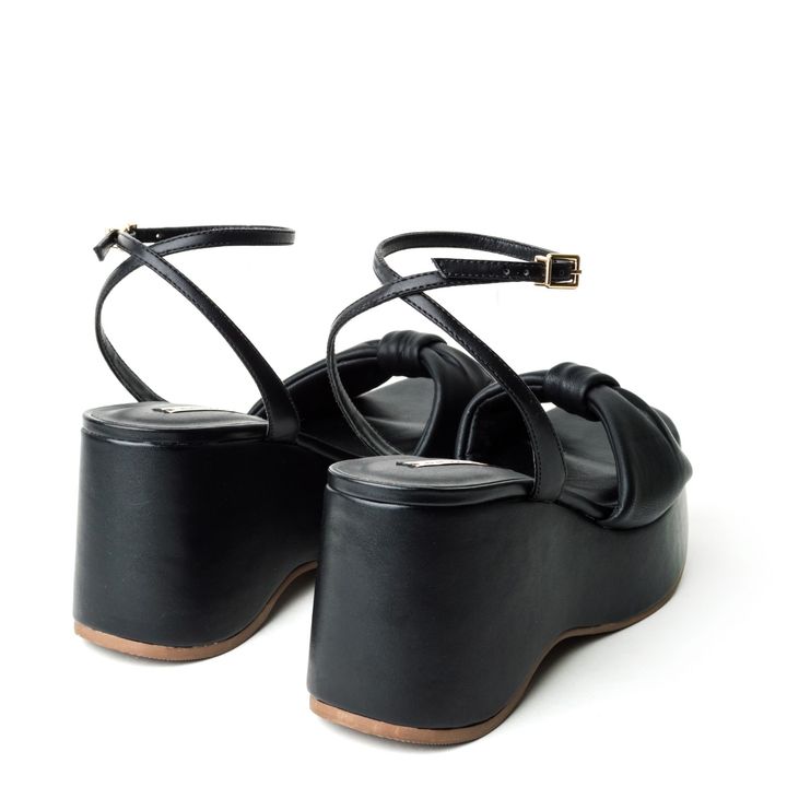 Sandalia-Preta-Tira-Tope-Conforto-9960-03_1