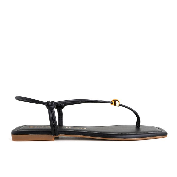 1380.226_4-Rasteira-Sandalia-Preto-com-Enfeite-Ouro
