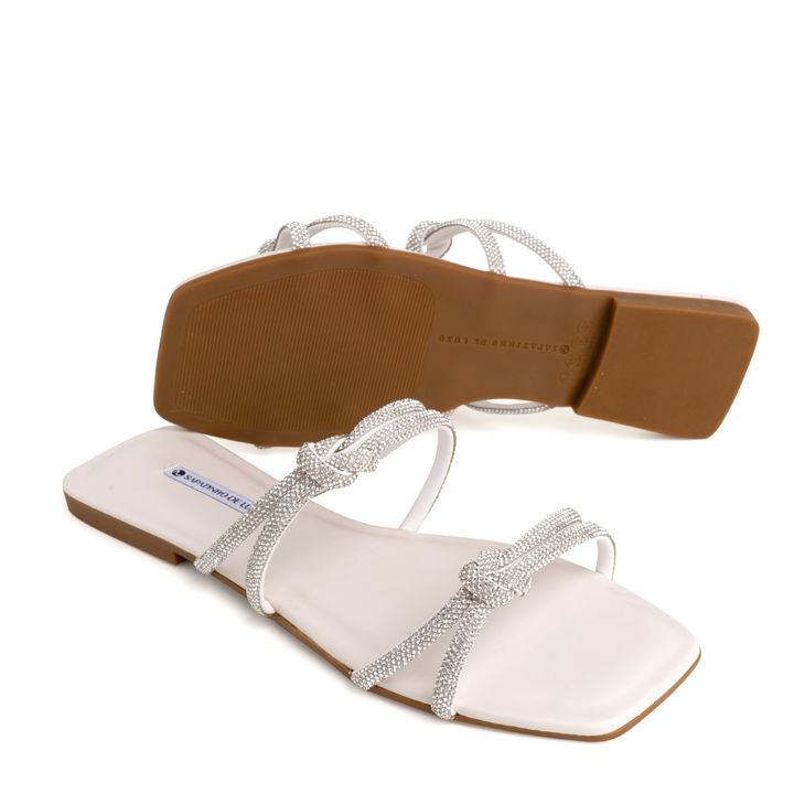 53754-1-safira-rasteira-off-white-com-enfeite-brilho