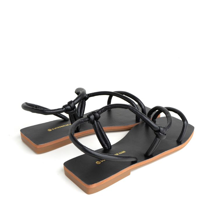 55225-3-rasteira-sandalia-preto-tira-fofinha