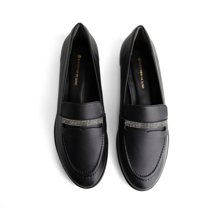 54402-4-loafer-feminino-preto-com-brilho-bico-redondo