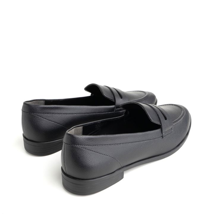 54408-3-loafer-mocassim-preto-bico-redondo