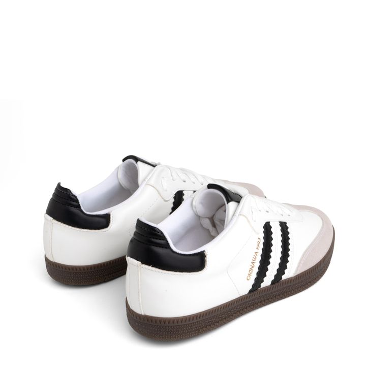 55176-3-tenis-branco-preto-listra-flat