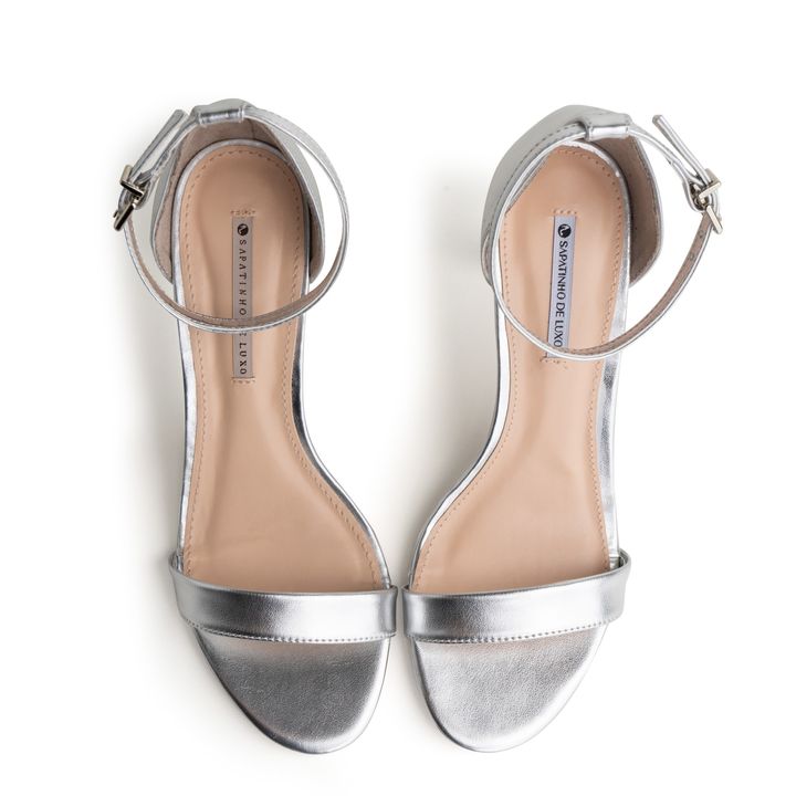 57037-4-sandalia-prata-salto-alto-fivela