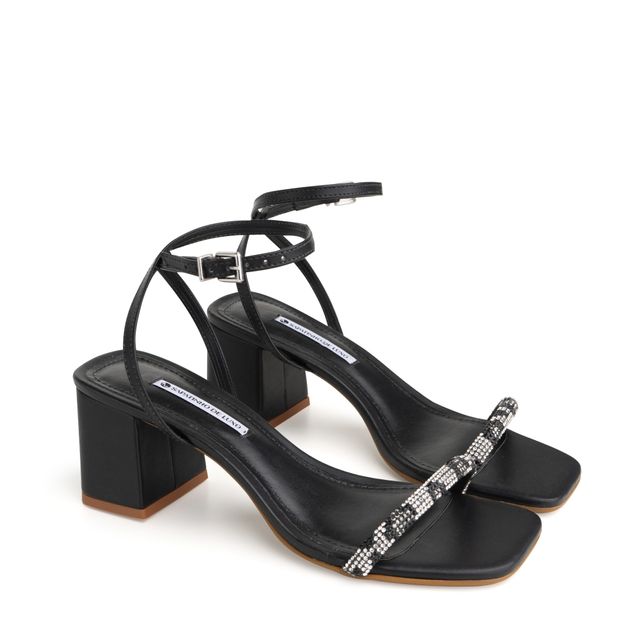55876-0-sandalia-preta-salto-bloco-enfeite-brilho-onca