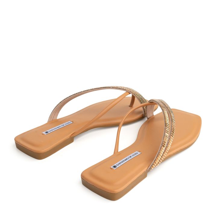 55868-3-rasteira-nude-mel-dedo-enfeite-ouro