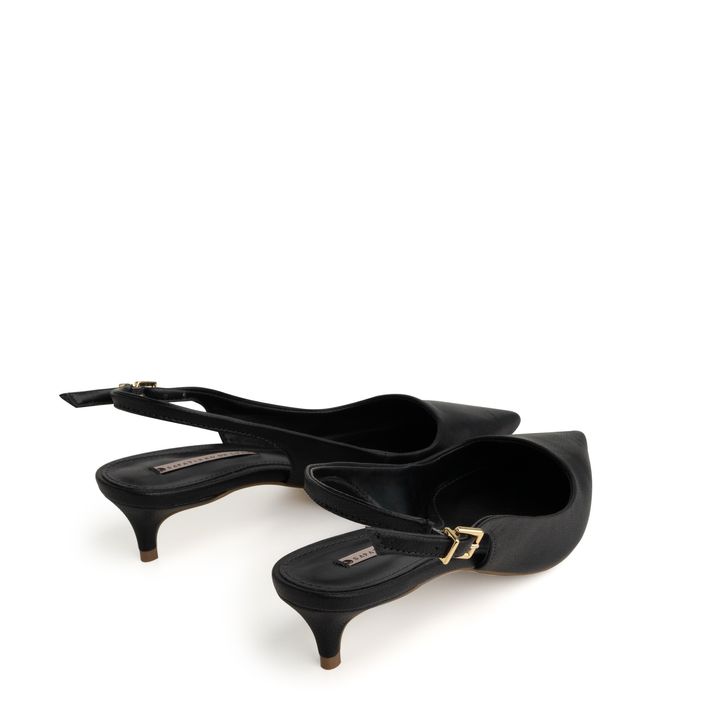 57133-3-scarpin-slingback-preto-salto-baixo-fivela-ajuste