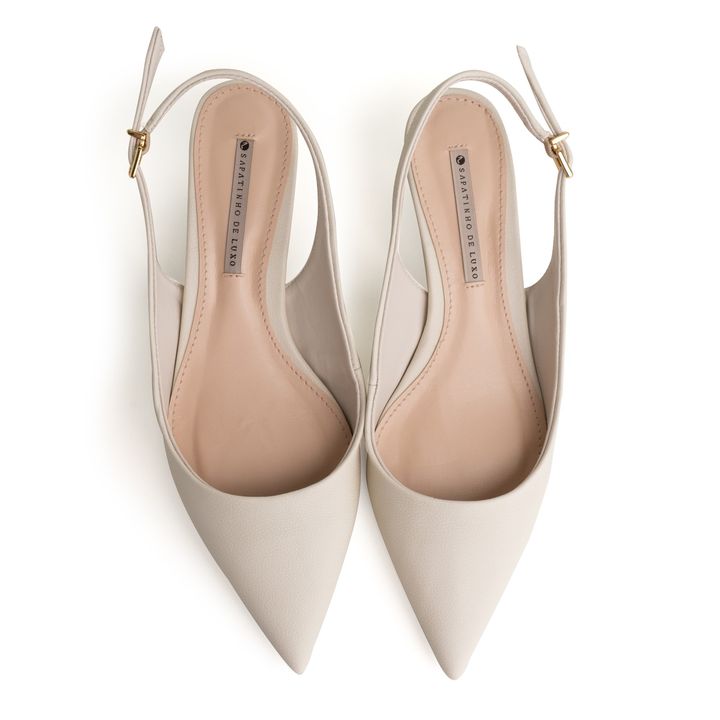 57135-4-scarpin-slingback-off-white-salto-baixo-fivela-ajust