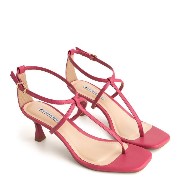 56926-0-sandalia-vermelha-salto-medio-taca