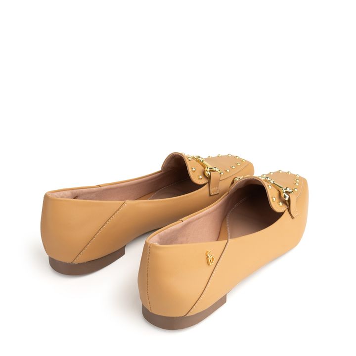 58060-3-loafer-nude-mel-enfeite-dourado