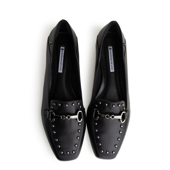 58061-4-loafer-mocassim-preto-enfeite-grafite