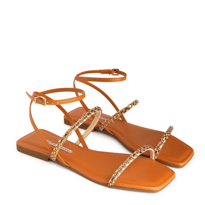 Rasteira-Sandalia-Nude-Almond-Enfeite-Brilho-e-Fivela-