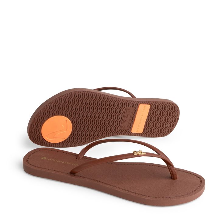 57865-1-rasteira-injetada-popmoon-marrom-chocolate