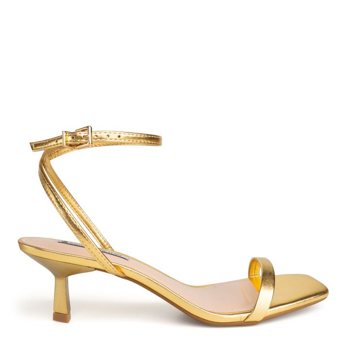 57611-2-sandalia-metalizado-ouro-salto-medio-fivela