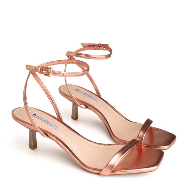 57612-0-sandalia-metalizado-cobre-salto-medio-fivela