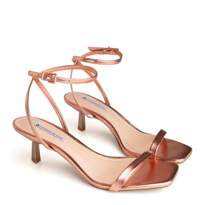 57612-0-sandalia-metalizado-cobre-salto-medio-fivela