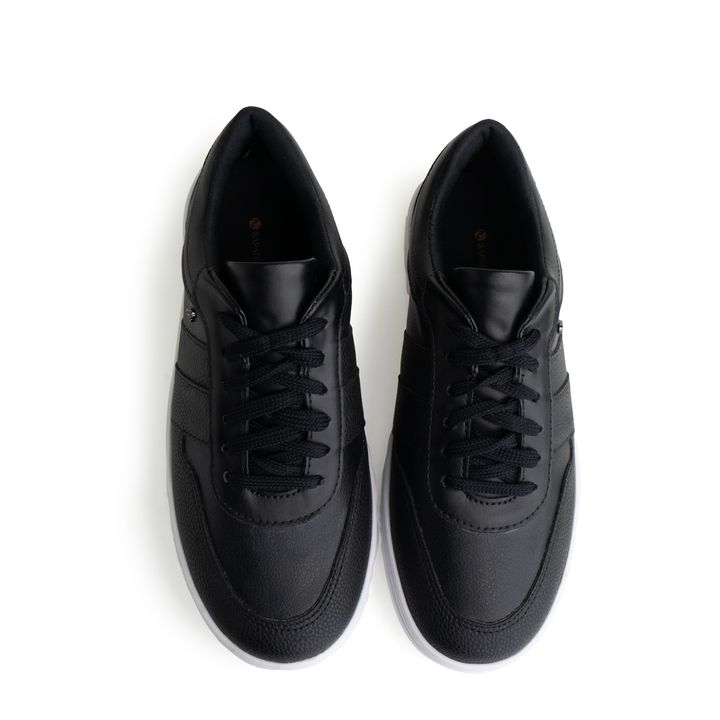56243-4-tenis-preto-com-sola-branca