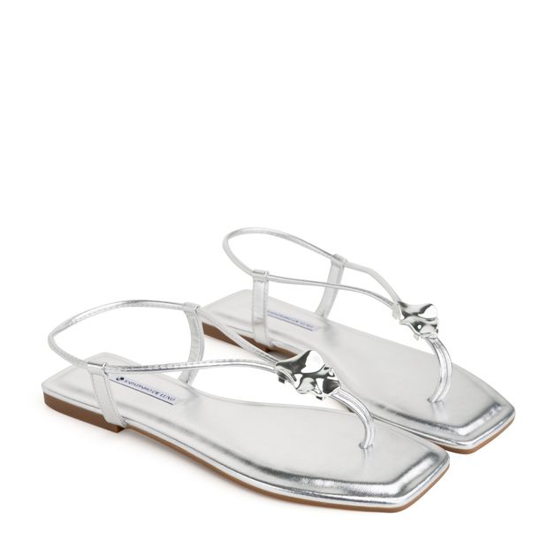 57366-0-rasteira-sandalia-prata-enfeite-cristal