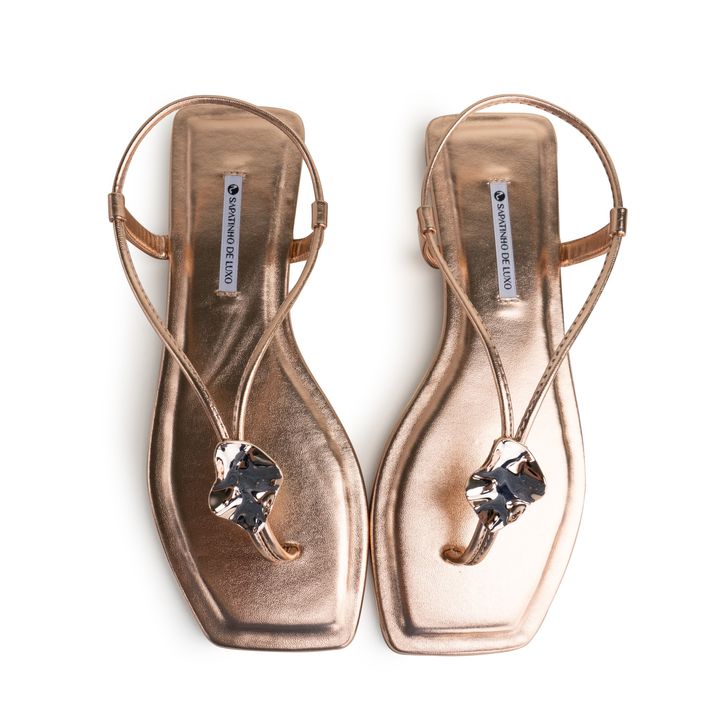 57367-4-rasteira-sandalia-metalizada-cobre-enfeite-cristal