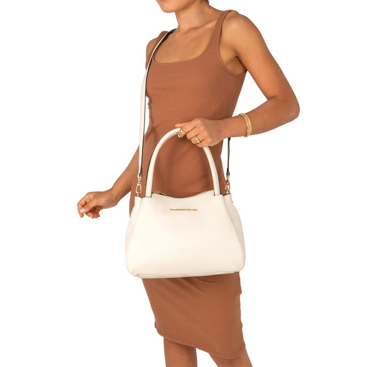 MATERA_2-Bolsa-Bucket-Nude-Creme-com-alca-de-Mao-e-Ziper-5.jpg