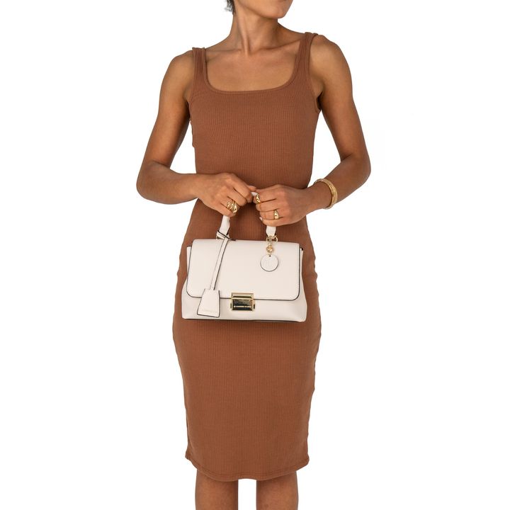 MONTE_CARLO_3-Bolsa-Tiracolo-Nude-Baunilha-com-Pegador-de-Mao-e-Metais-Dourados-6.jpg