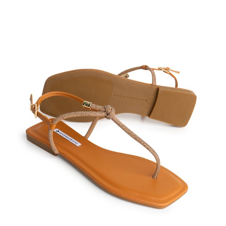 1380.304_2-Rasteira-Sandalia-Nude-Almond-Tira-No-Strass-Brilho-1.jpg