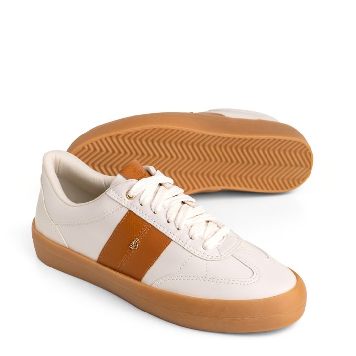 10800.02_3-Tenis-Off-White-com-Tira-Lateral-Carvalho-1.jpg
