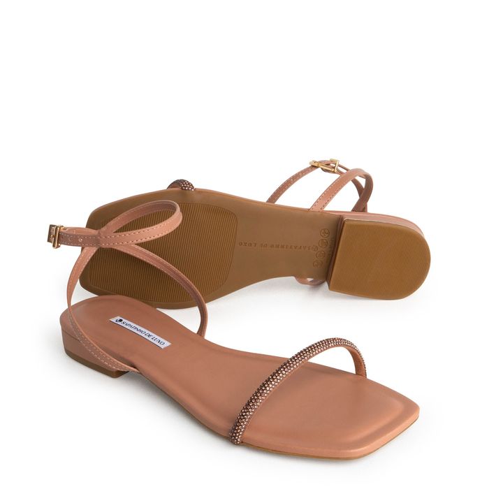 10080.36_2-Rasteira-Sandalia-Nude-Mocha-Enfeite-Brilho-e-Tira-com-Fivela-1.jpg