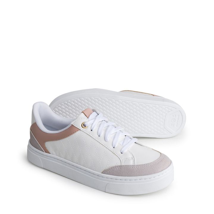 100060.07_3-Tenis-Flat-Branco-Gelo-Rose-Ouro-com-costura-matelasse-1.jpg