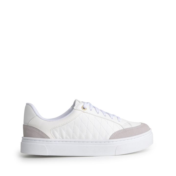 100060.07_4-Tenis-Flat-Branco-Gelo-Ouro-com-costura-matelasse-2.jpg