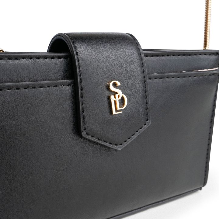 CHIERI_1-Bolsa-Clutch-Preto-com-Alca-Corrente-Transversal-e-Metais-Dourados-3.jpg