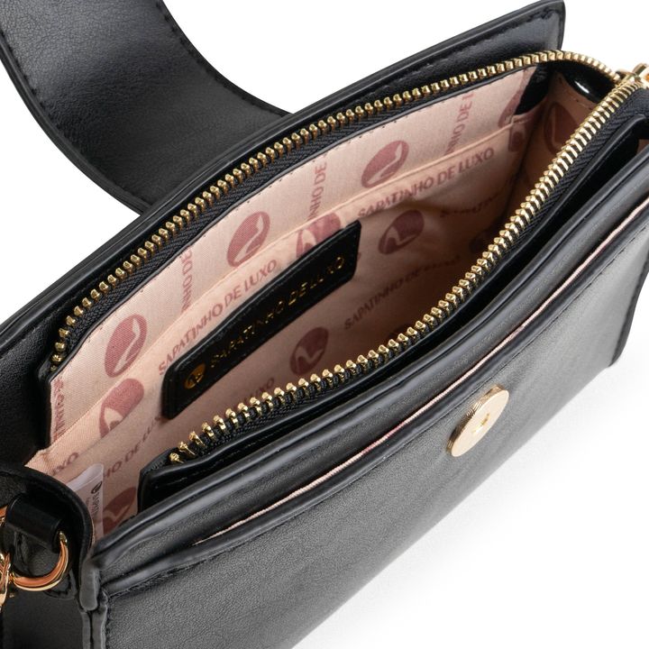 CHIERI_1-Bolsa-Clutch-Preto-com-Alca-Corrente-Transversal-e-Metais-Dourados-4.jpg