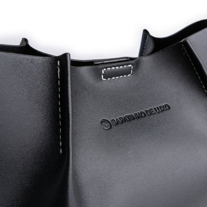 GARDA_1-Bolsa-Shoulder-Bag-Preto-com-Alca-de-Mao-e-Alca-Transversal-Metais-Dourados-3.jpg