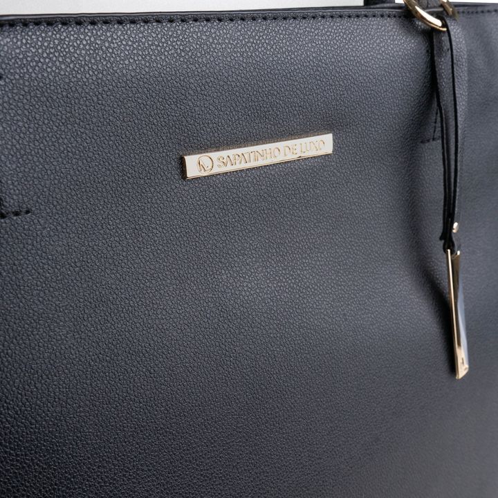 PIACENZA_1-Bolsa-Tote-Preto-com-Alca-de-Ombro-na-cor-e-Metais-Dourados-3.jpg
