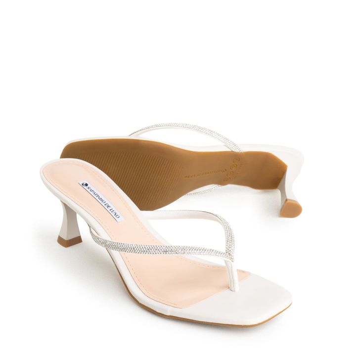 1420.24_5-Tamanco-Off-White-Salto-Medio-com-Pedras-Cristal-1.jpg