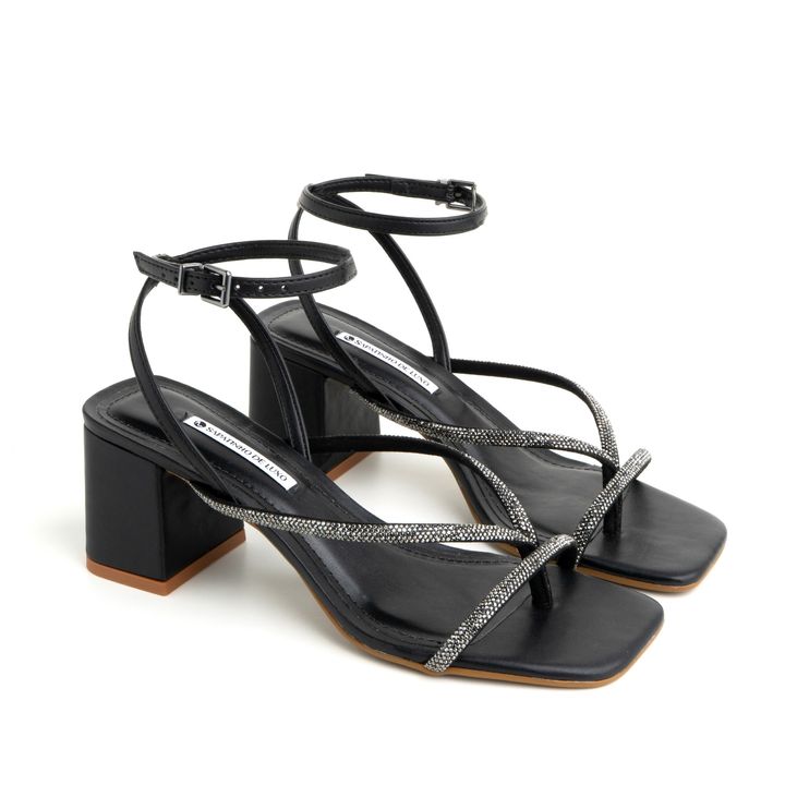9540.21_1-Sandalia-Preto-Salto-Bloco-Tiras-Brilho-e-Fivela-Ouro-0.jpg