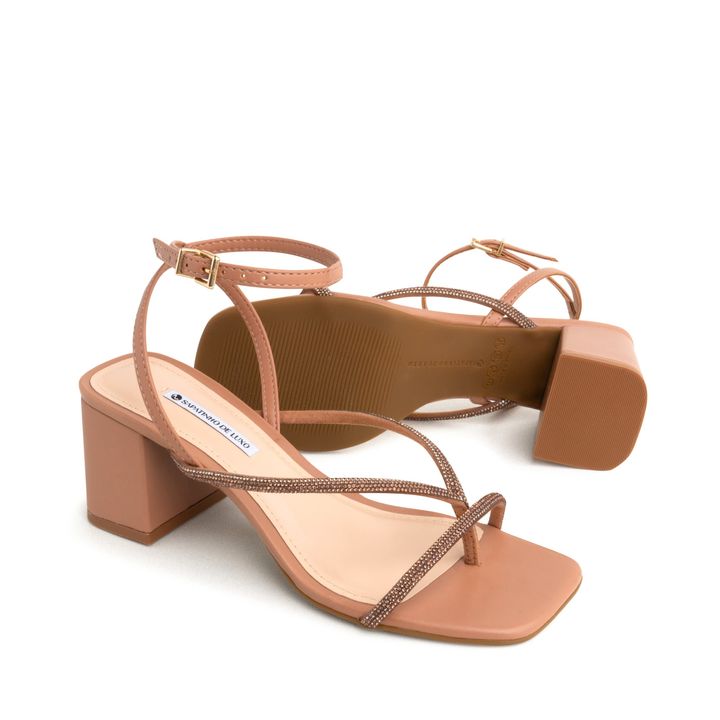 9540.21_2-Sandalia-Nude-Mocha-Salto-Bloco-Tiras-Brilho-e-Fivela-Ouro-1.jpg