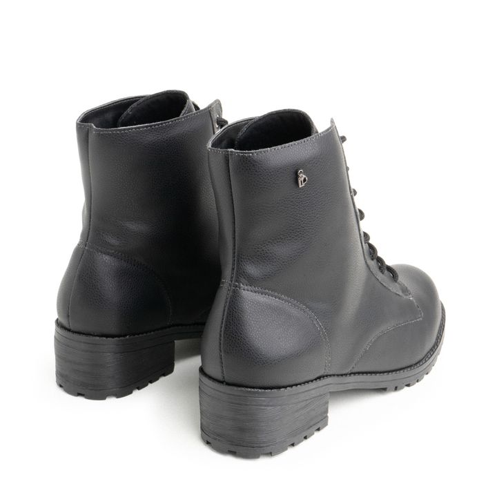 4010.03_1-Bota-Coturno-Preto-Liso-Sola-Tratorada-2.jpg