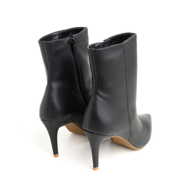 7380.01_1-Bota-Napa-Preto-Lisa-Salto-Alto-Fino-2.jpg