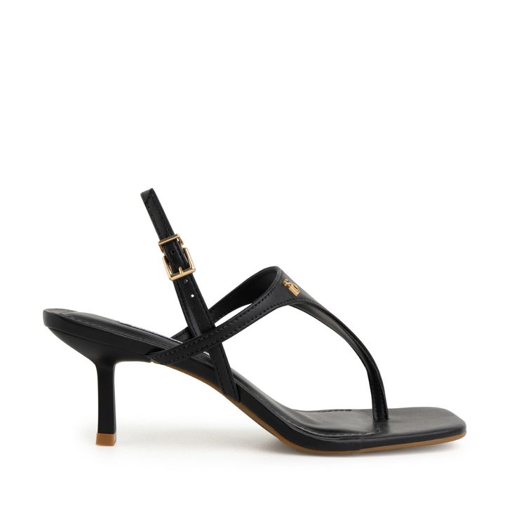 9060.65_1-Sandalia-Preto-Salto-Fino-Baixo-e-Tira-Peito-Pe-Fechado-2.jpg