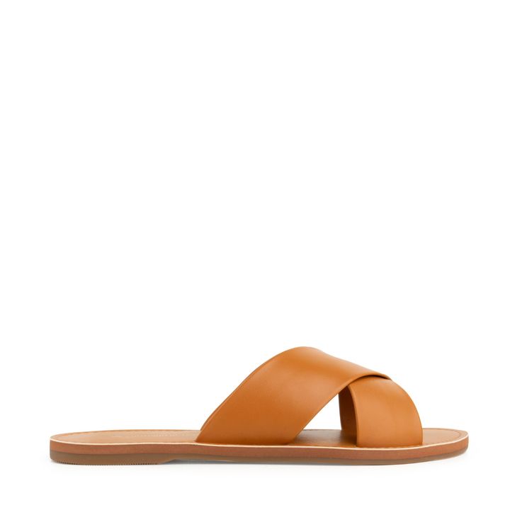 10040.18_4-Rasteira-Nude-Almond-Tira-Cruzada-e-Bico-Redondo-2.jpg