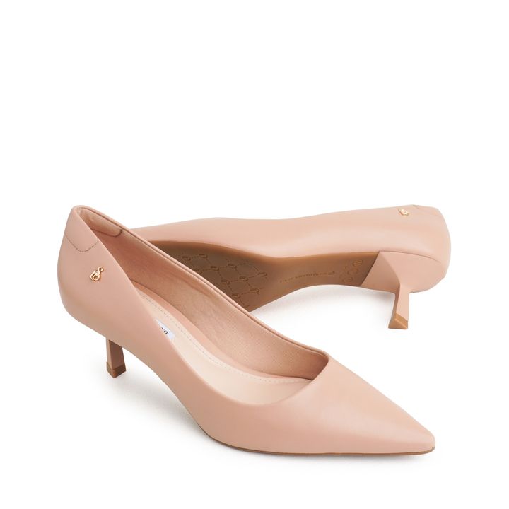 9300.01_3-Scarpin-Nude-Antique-Bico-Fino-e-Salto-Baixo-Reto-1.jpg