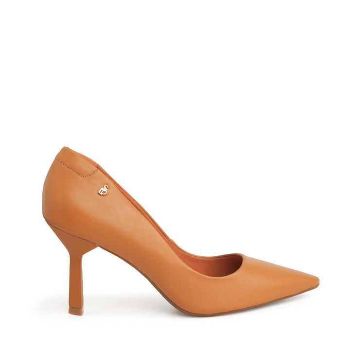 9500.01_2-Scarpin-Nude-Mel-Bico-Fino-e-Salto-Alto-Reto-2.jpg