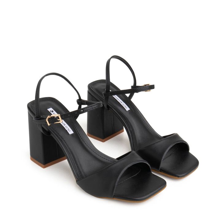 9550.13_1-Sandalia-Preto-Salto-Alto-Bloco-e-Fivela-Ouro-0.jpg