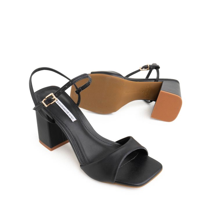 9550.13_1-Sandalia-Preto-Salto-Alto-Bloco-e-Fivela-Ouro-1.jpg