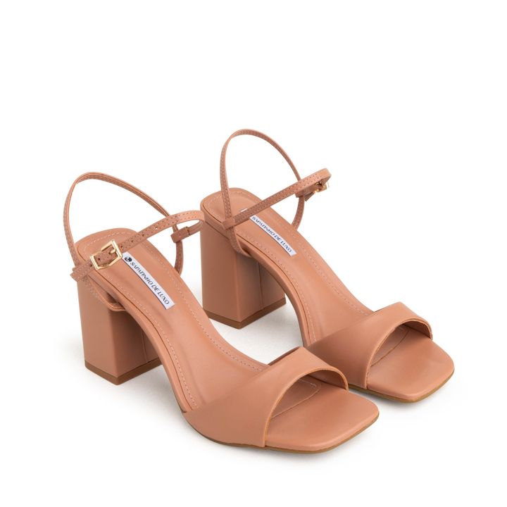 9550.13_2-Sandalia-Nude-Mocha-Salto-Alto-Bloco-e-Fivela-Ouro-0.jpg